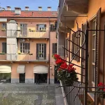 Elegante Appartamento Nel Centro Storico Di Torino