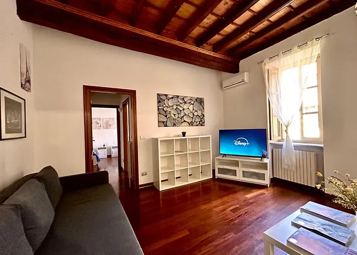 Elegante Appartamento Nel Centro Storico Di Torino
